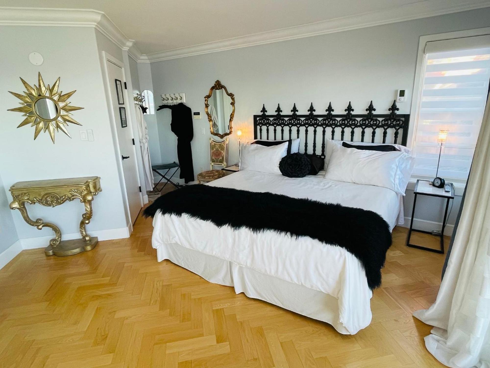 Donna'S Bed & Breakfast White Rock Eksteriør billede